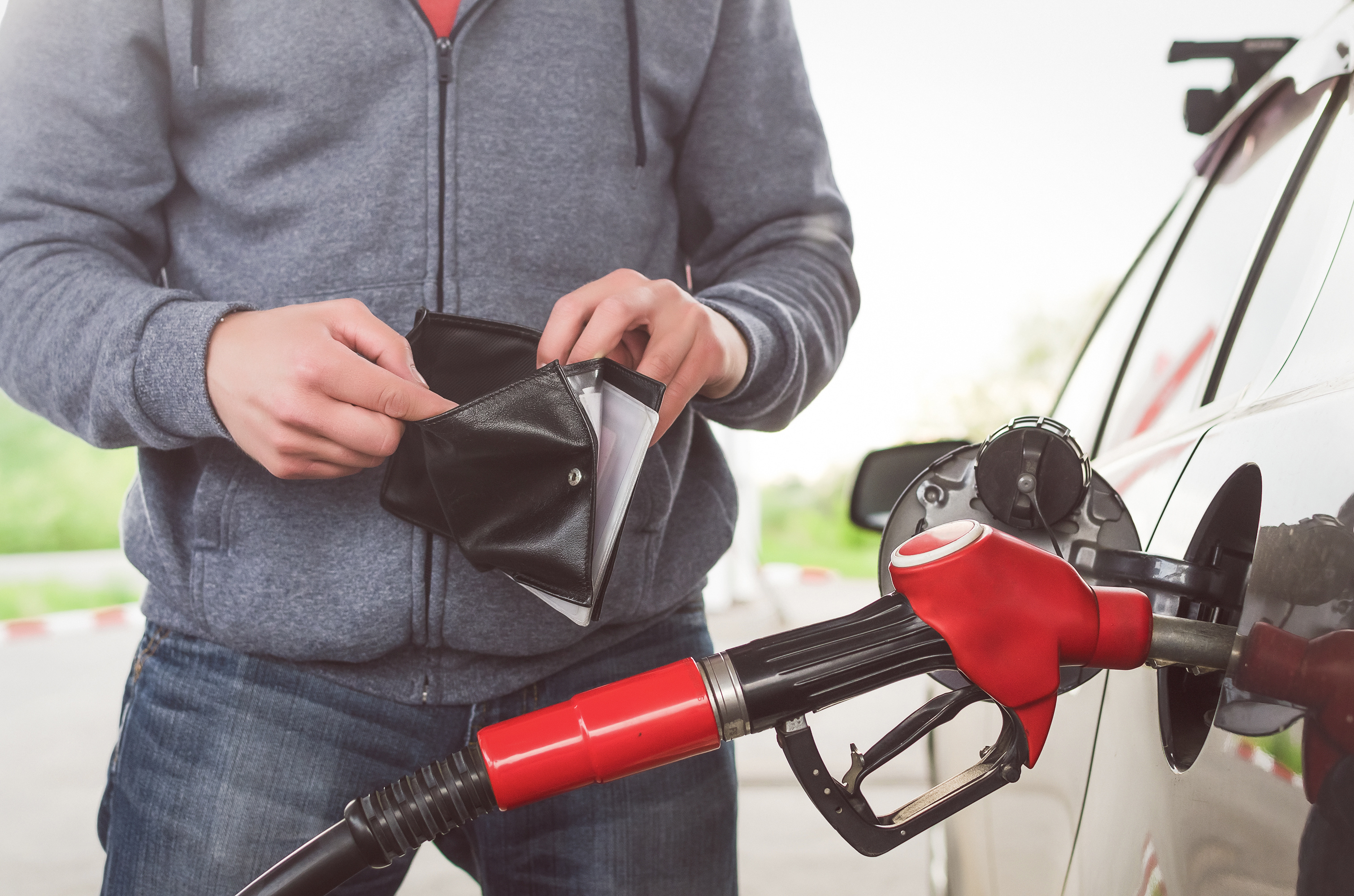 Lower-Fuel-Consumption-Simple-Tips-Tricks